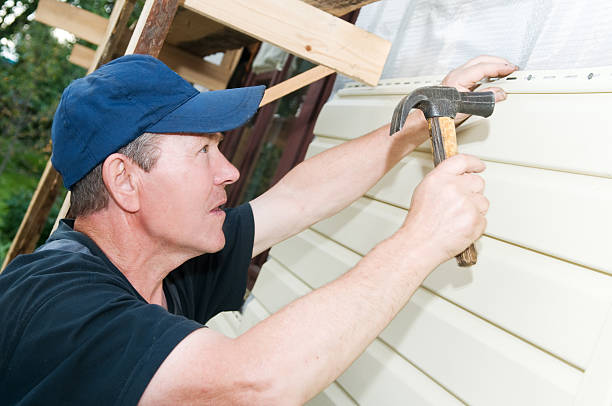 Best Garage Cleanout  in Wallingford Center, CT